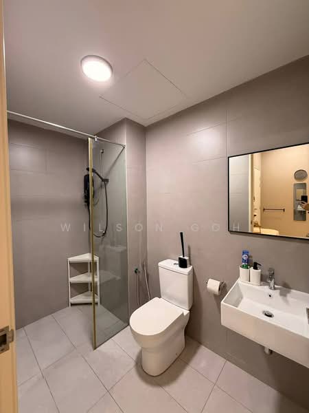 Kondominium untuk Disewa di Ferringhi Residence 2 - Wilson Goh - Bathroom - PropertyGuru.com.my
