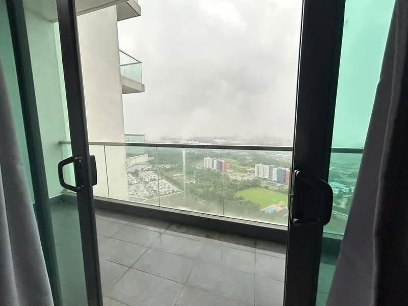Kediaman Servis untuk Dijual di Green Haven - Eddie Ong - Balcony - PropertyGuru.com.my