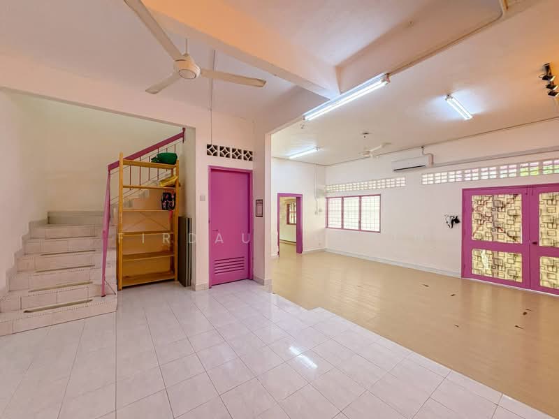 Rumah Teres 2-Tingkat untuk Dijual di Taman Maluri (Cheras) - Firdaus Husin - PropertyGuru.com.my