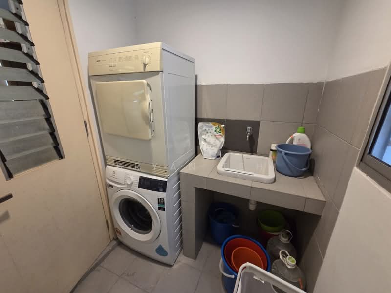 Service Residence for Sale at i-Zen @ Kiara 1 - Bryan Teh - PropertyGuru.com.my