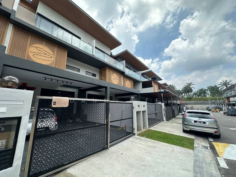 Rumah Teres 3-Tingkat untuk Dijual di Kulai (Johor) - Danny See - Exterior - PropertyGuru.com.my