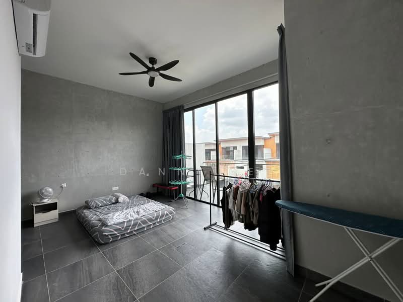 Rumah Teres 3-Tingkat untuk Dijual di Kulai (Johor) - Danny See - Bedroom - PropertyGuru.com.my