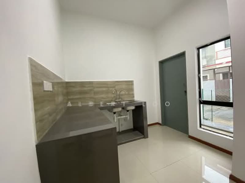 Rumah Teres 2-Tingkat untuk Disewa di Saujana KLIA (Dengkil) - Albert Loo - Kitchen - PropertyGuru.com.my