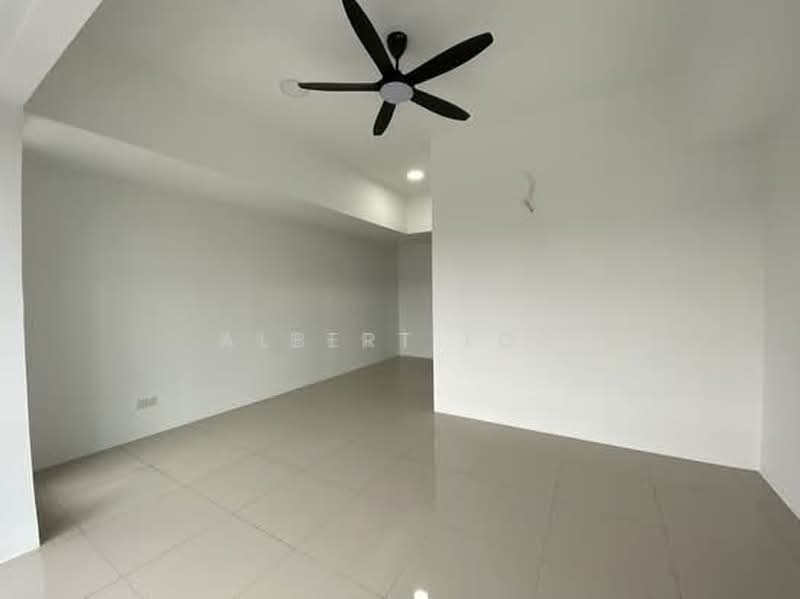 Rumah Teres 2-Tingkat untuk Disewa di Saujana KLIA (Dengkil) - Albert Loo - Living Room - PropertyGuru.com.my
