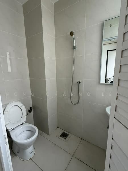 Kondominium untuk Disewa di Bay Laurel @ Country Garden Danga Bay - Hong Charng Lee - Bathroom - PropertyGuru.com.my