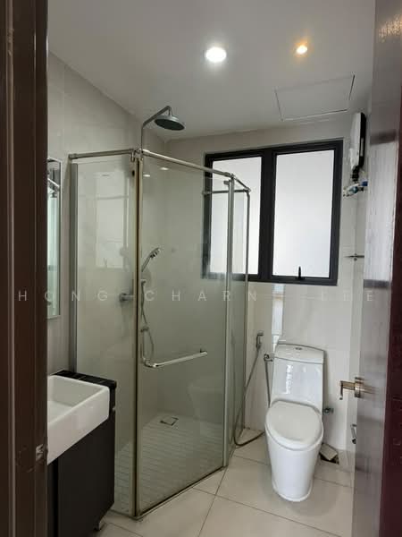 Kondominium untuk Disewa di Bay Laurel @ Country Garden Danga Bay - Hong Charng Lee - Bathroom - PropertyGuru.com.my