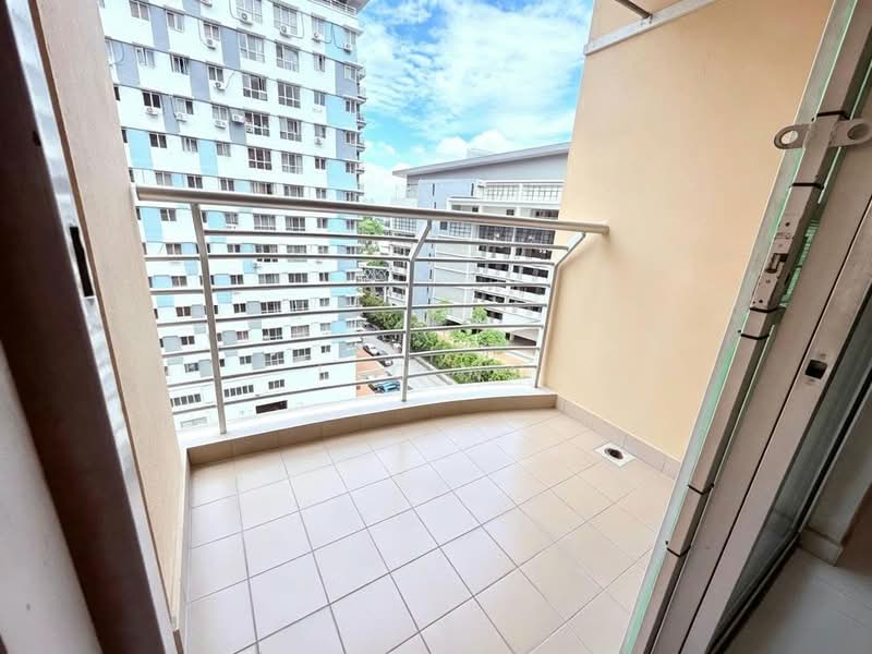 Kondominium untuk Dijual di Warisan City View - Leo Ng - Balcony - PropertyGuru.com.my