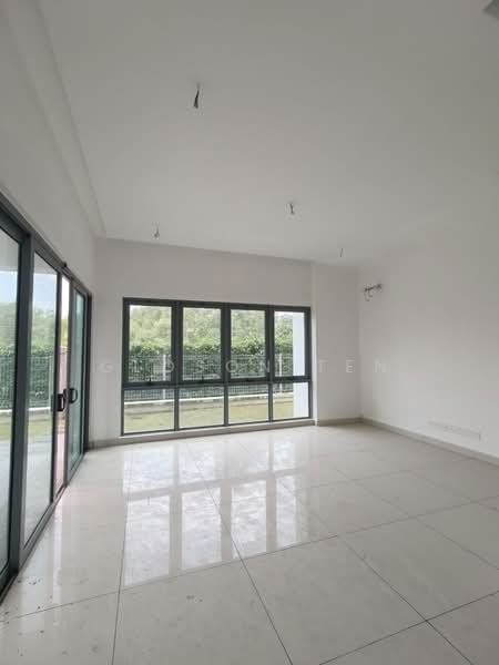 Bungalow House for Sale in Taman Molek (Johor Bahru) - Gloson Ten - Living Room - PropertyGuru.com.my