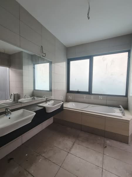 Bungalow House for Sale in Taman Molek (Johor Bahru) - Gloson Ten - PropertyGuru.com.my