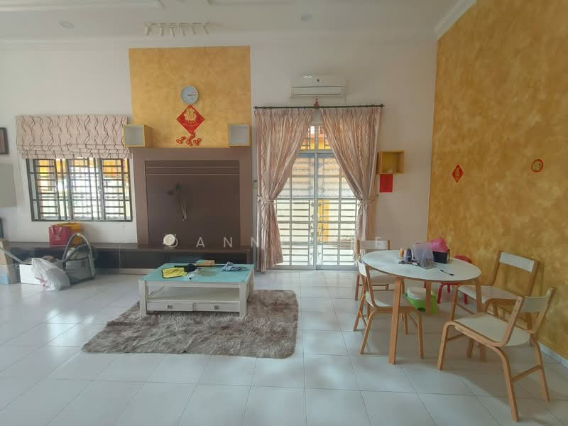 Semi-Detached House for Sale in Taman Gemilang (Kulai) - Danny See - Living Room - PropertyGuru.com.my