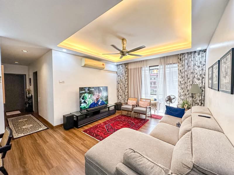 Kondominium untuk Dijual di Laman Tasik - Faisal Abu Omar - Living Room - PropertyGuru.com.my