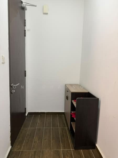 Condominium for Rent at Amberside @ Country Garden Danga Bay - Hong Charng Lee - Entrance - PropertyGuru.com.my