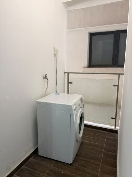 Condominium for Rent at Amberside @ Country Garden Danga Bay - Hong Charng Lee - Balcony - PropertyGuru.com.my
