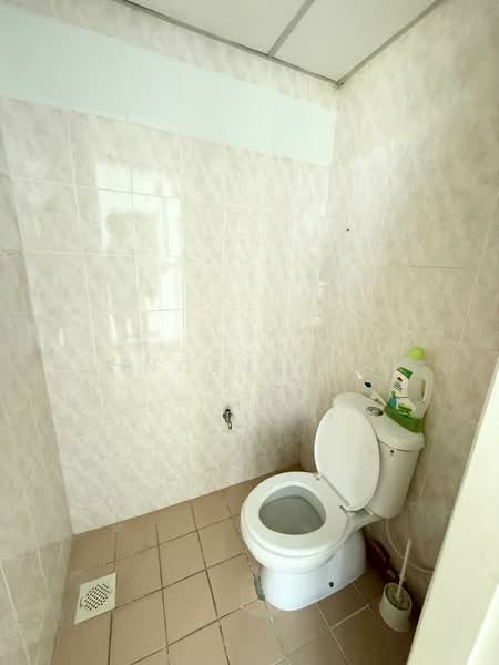 Kondominium untuk Disewa di Kiaramas Sutera - Vincent Lau - Bathroom - PropertyGuru.com.my