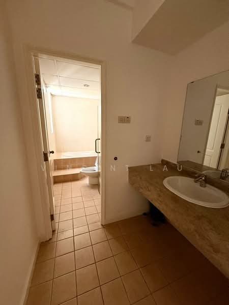 Kondominium untuk Disewa di Kiaramas Sutera - Vincent Lau - Bathroom - PropertyGuru.com.my