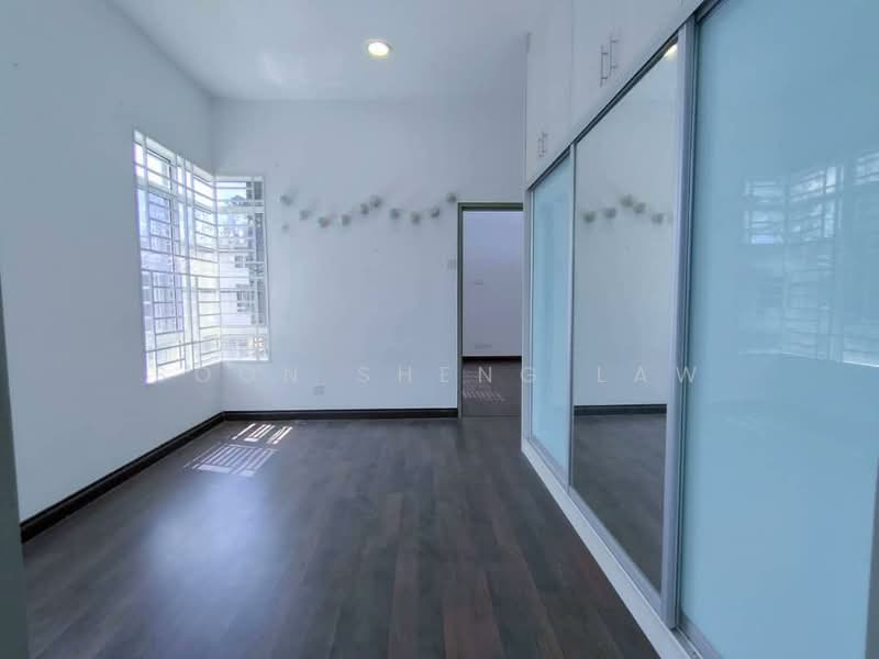 2-storey Terraced House for Sale in TTDI Grove (Kajang) - Soon Sheng Law - Bedroom - PropertyGuru.com.my