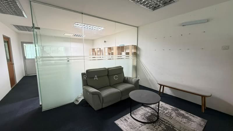 Office for Rent in Taman Molek (Johor Bahru) - Vera Chang - Interior - PropertyGuru.com.my