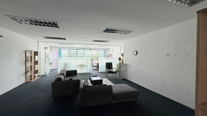 Office for Rent in Taman Molek (Johor Bahru) - Vera Chang - Living Room - PropertyGuru.com.my
