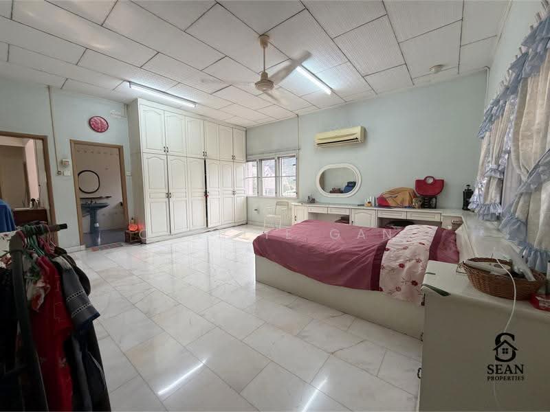 Bungalow House for Sale in Taman Sri Andalas (Klang) - Charlie Gan - PropertyGuru.com.my