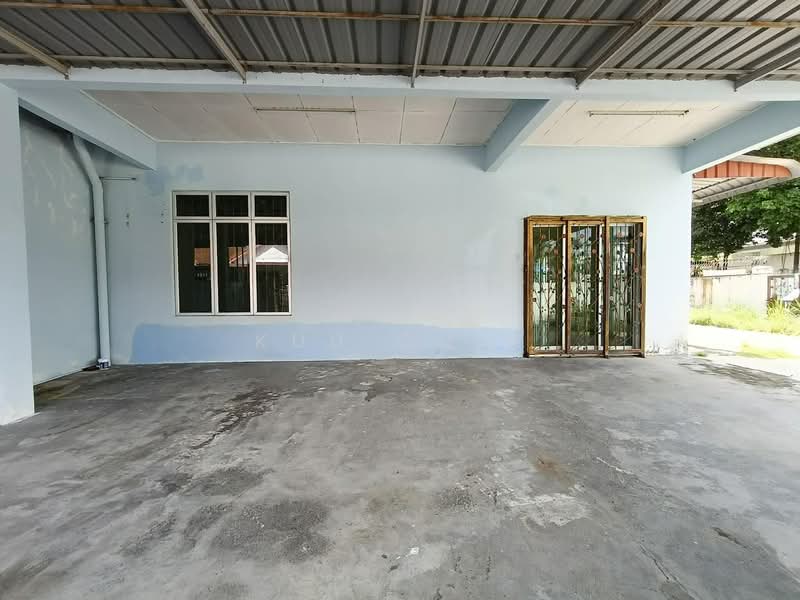 1-storey Terraced House for Sale in Taman Mutiara Rini (Skudai) - Kuu Chin - Exterior - PropertyGuru.com.my