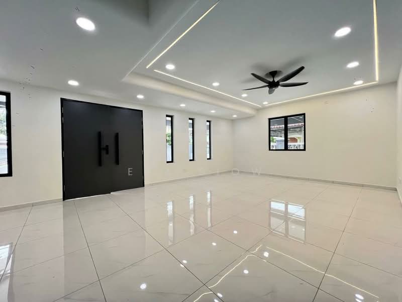 Rumah Berkembar untuk Dijual di Taman Sri Skudai (Skudai) - Eva Siow - Living Room - PropertyGuru.com.my