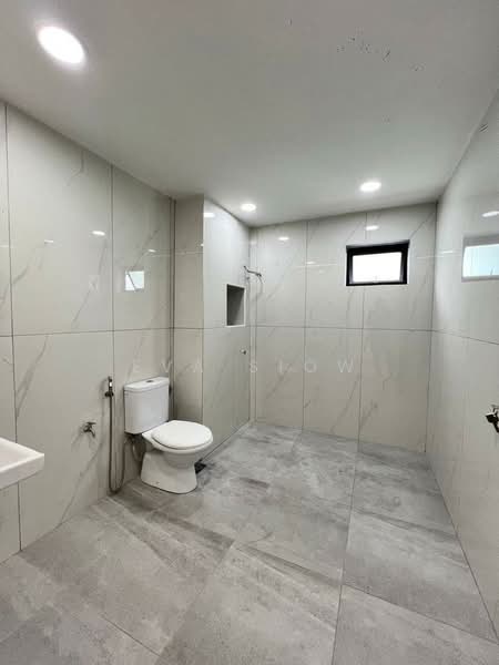 Rumah Berkembar untuk Dijual di Taman Sri Skudai (Skudai) - Eva Siow - Bathroom - PropertyGuru.com.my