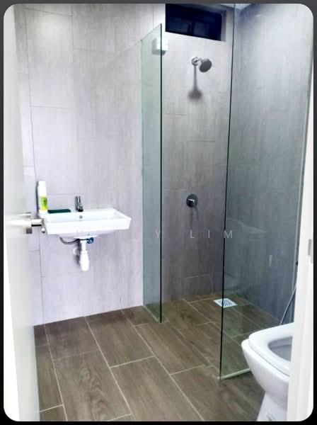 Service Residence for Sale at Geo Bukit Rimau - Henry Lim - Bathroom - PropertyGuru.com.my