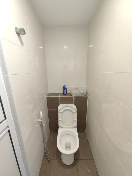 Condominium for Sale at Spring Villa Condominium - Chris Choo - Bathroom - PropertyGuru.com.my