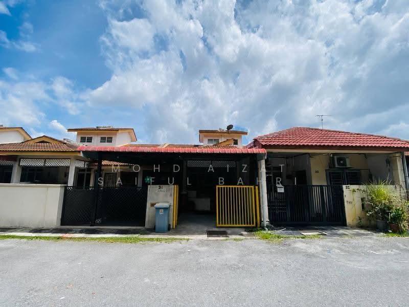 Rumah Teres 1-Tingkat untuk Dijual di Banting (Banting) - Mohd Aizat Saiful Bahri - Exterior - PropertyGuru.com.my