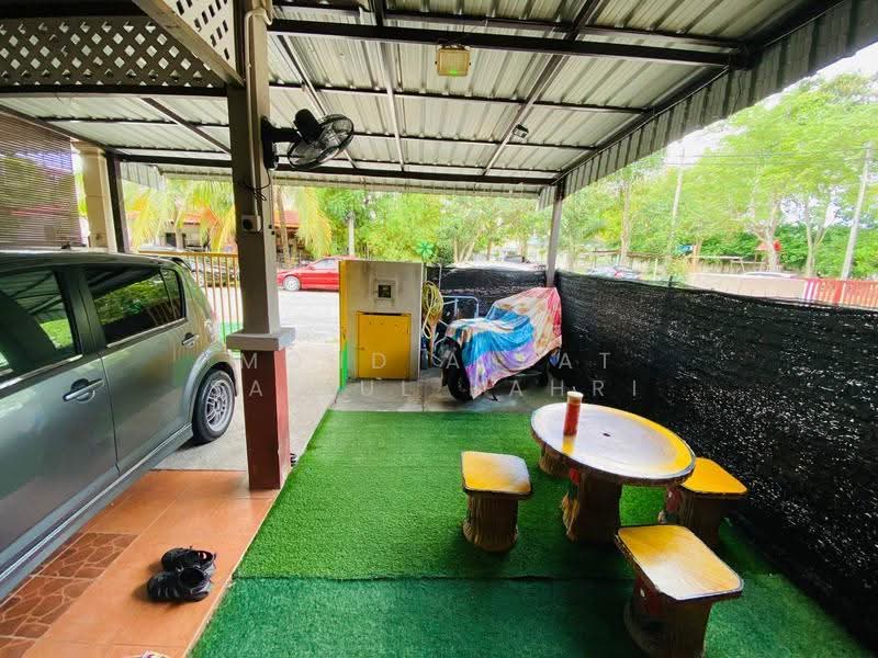 Rumah Teres 1-Tingkat untuk Dijual di Banting (Banting) - Mohd Aizat Saiful Bahri - Exterior - PropertyGuru.com.my
