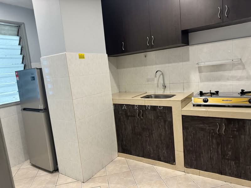 Pangsapuri untuk Disewa di Permas Ville Apartment - Hong Charng Lee - Kitchen - PropertyGuru.com.my