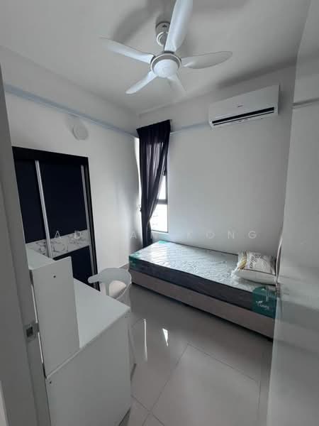 Kediaman Servis untuk Disewa di Bayu Residensi - Adrian Kong - Bedroom - PropertyGuru.com.my