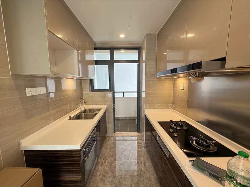 Kediaman Servis untuk Dijual di Wave @ Marina Cove - Louis Khow - Kitchen - PropertyGuru.com.my