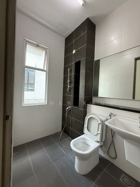 Bungalow House for Sale in Johor Bahru (Johor) - Carmen Kang - Bathroom - PropertyGuru.com.my