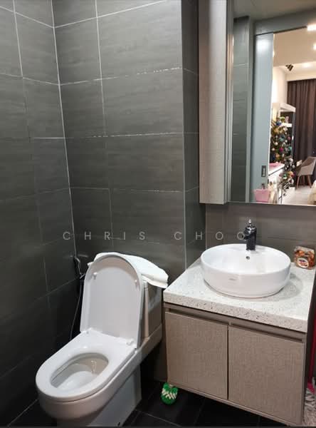 Service Residence for Sale at Expressionz Professional Suites - Chris Choo - Bathroom - PropertyGuru.com.my