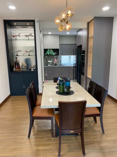 Kondominium untuk Dijual di Larkin Residence Phase 2 - Louis Khow - Dining Room - PropertyGuru.com.my