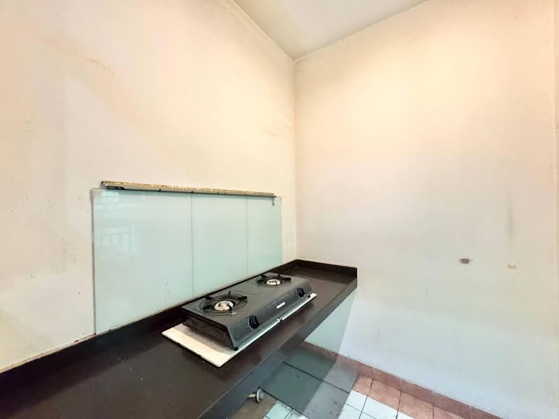 Condominium for Sale at Pelangi Utama - Faisal Abu Omar - Kitchen - PropertyGuru.com.my