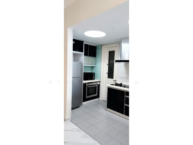 Service Residence for Rent at i-Zen @ Kiara 1 - Vincent Lau - Kitchen - PropertyGuru.com.my
