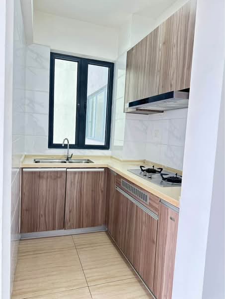 Kediaman Servis untuk Dijual di Country Garden Central Park - Carmen Kang - Kitchen - PropertyGuru.com.my