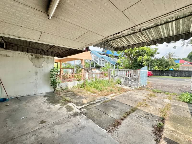 Rumah Teres 1-Tingkat untuk Dijual di Kelana Jaya (Petaling Jaya) - Faisal Abu Omar - Exterior - PropertyGuru.com.my