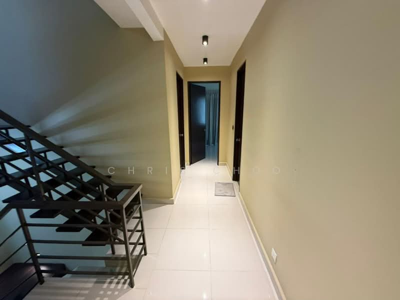 Rumah Teres 2.5-Tingkat untuk Dijual di Seksyen 16 (Shah Alam) - Chris Choo - Corridor - PropertyGuru.com.my