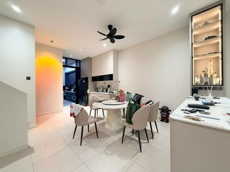 2-storey Terraced House for Sale in Puteri Harbour (Iskandar Puteri (Nusajaya)) - Louis Khow - Kitchen - PropertyGuru.com.my