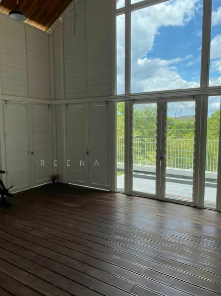 Bungalow House for Sale in Sri Pilmoor (Ara Damansara) - Reena Sarif - Balcony - PropertyGuru.com.my