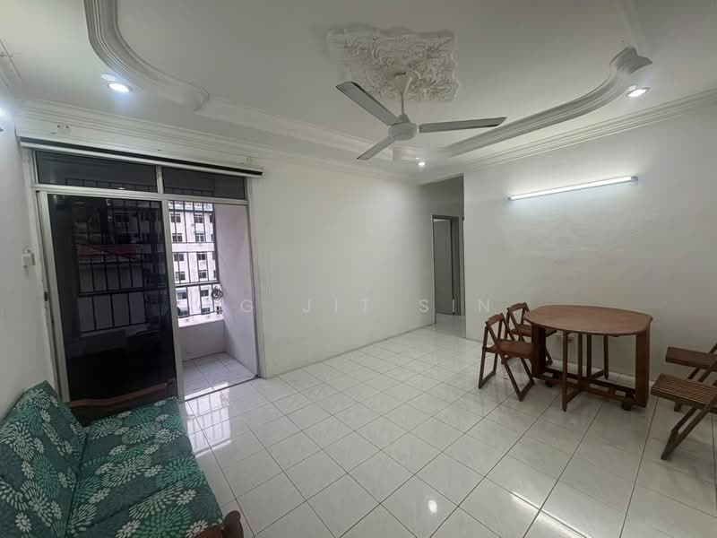 Pangsapuri untuk Disewa di Villa Kejora - Ng Jit Sin - Living Room - PropertyGuru.com.my