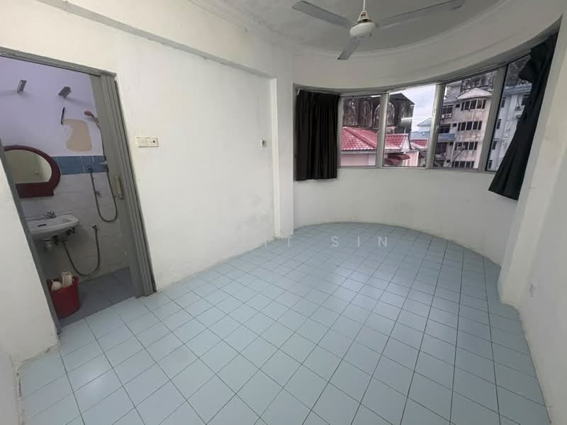 Pangsapuri untuk Disewa di Villa Kejora - Ng Jit Sin - Bathroom - PropertyGuru.com.my
