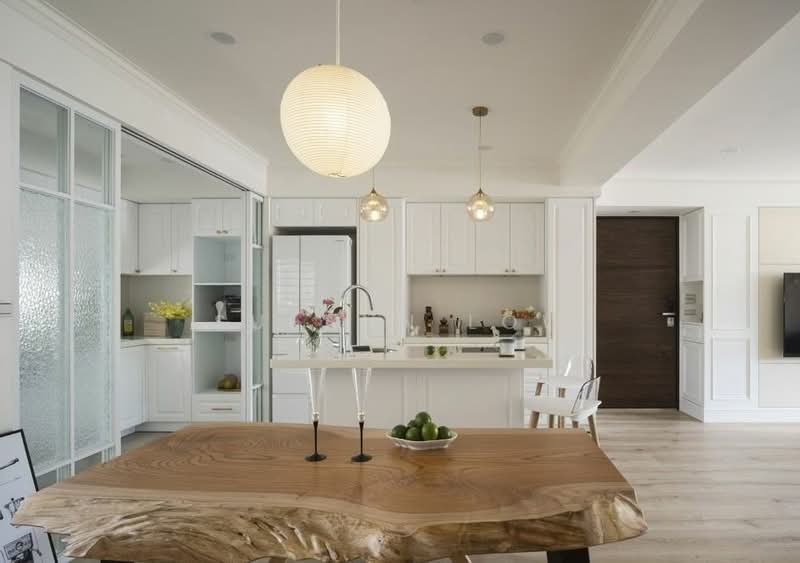 Service Residence for Sale at Amerin Residence - Sueann Low - Kitchen - PropertyGuru.com.my