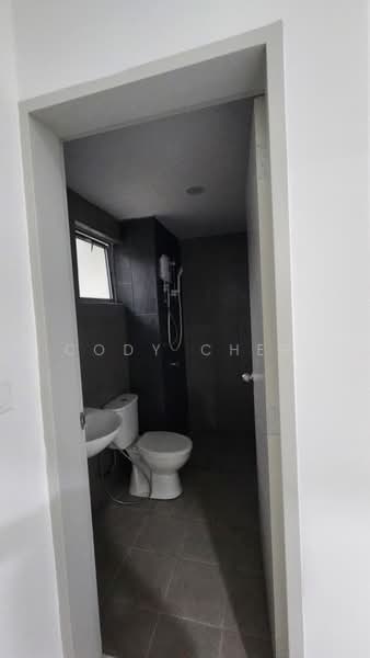 Condominium for Rent at Residensi Sateria - Cody Cher - Bathroom - PropertyGuru.com.my