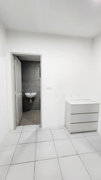 Condominium for Rent at Residensi Sateria - Cody Cher - Bathroom - PropertyGuru.com.my