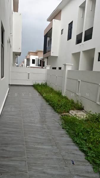 Rumah Teres untuk Dijual di Taman Pulai Bestari (Skudai) - Crystal Chan - Exterior - PropertyGuru.com.my