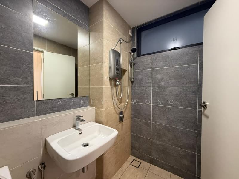 Kediaman Servis untuk Disewa di Setia City Residences - Adelyn Wong - Bathroom - PropertyGuru.com.my